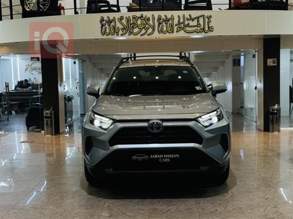 Toyota for sale in Iraq